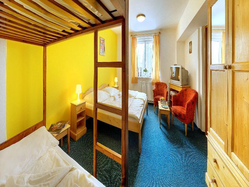 Hotel Srdiecko Тале Екстериор снимка