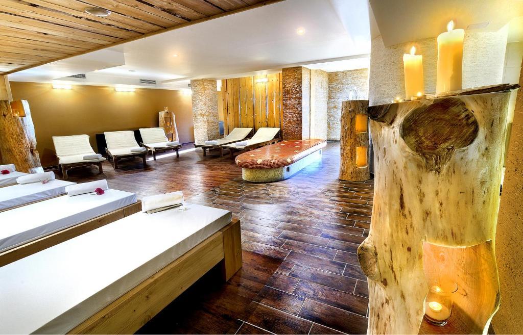 Hotel Srdiecko Тале Екстериор снимка